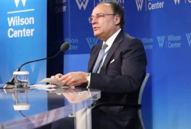 Finance Minister invites US companies to invest in Pakistan