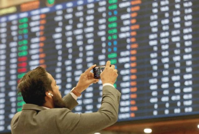 PSX hits record high, 100 Index surges past 85,000 points