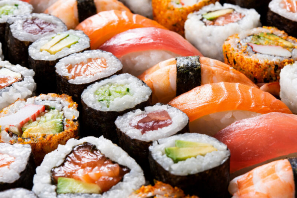 Crawling Sushi video get viral, Internet calls it nightmare