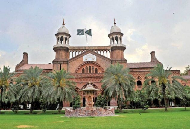 LHC orders closure of markets by 8 pm