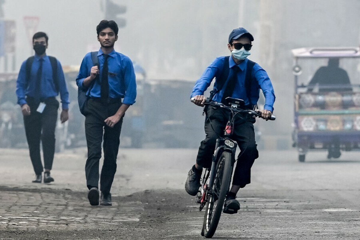 Smog conditions ease in Punjab, Lahore drops from most polluted ranking
