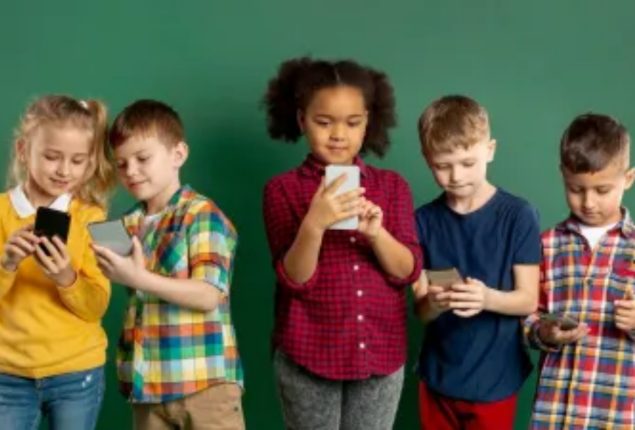 Australia passes social media ban for children under 16