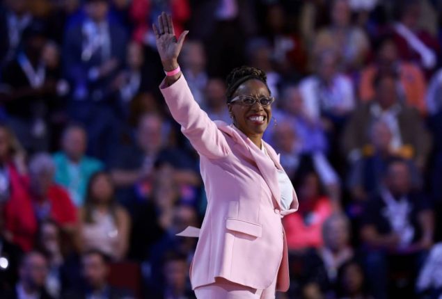 Fourth muslim representative Latee­fah Simon elected to US Congress
