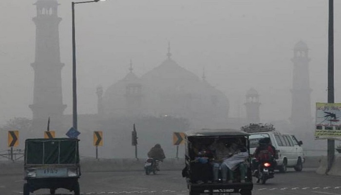 Punjab continues to be choked by dense smog