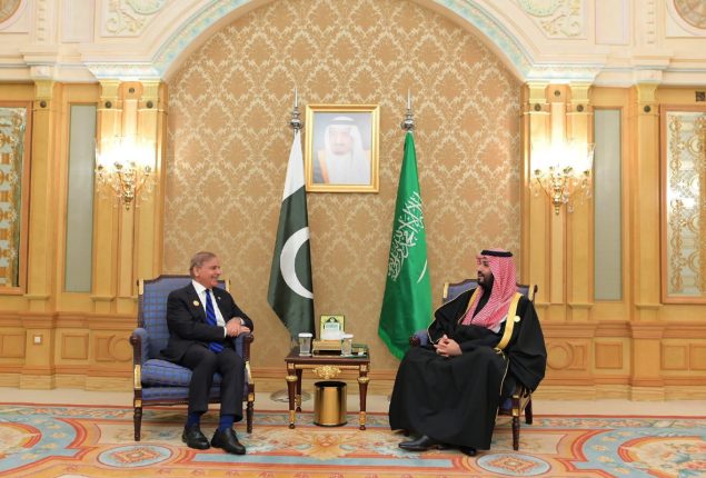 Pakistan, KSA agree for qualitative change in bilateral trade  