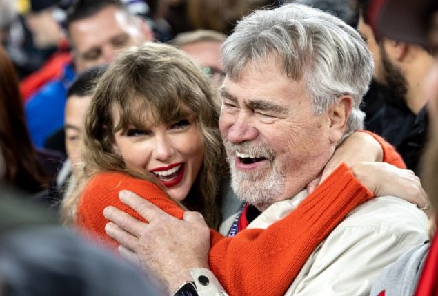 Travis Kelce’s father reveals surprise gift plan for Taylor Swift’s birthday