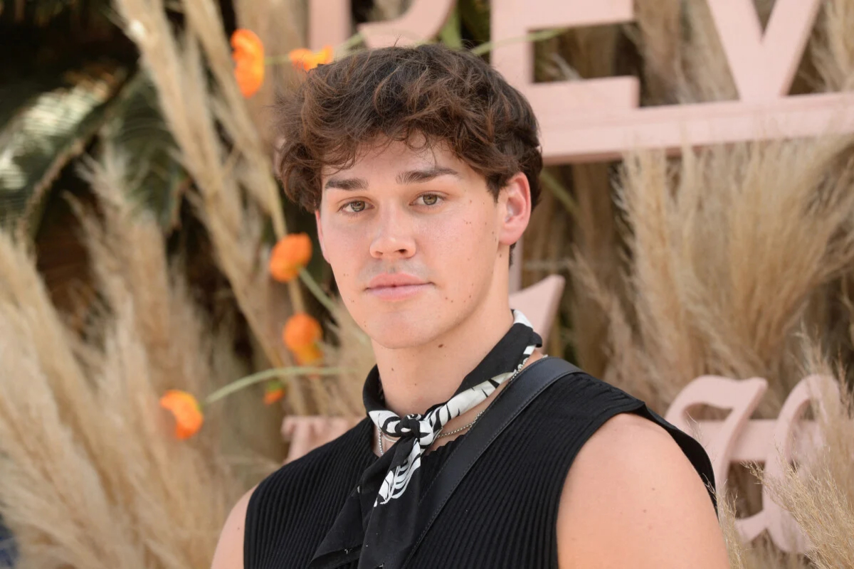 Noah Beck takes on scripted roles after viral fame: 'I’m ready for the challenge’