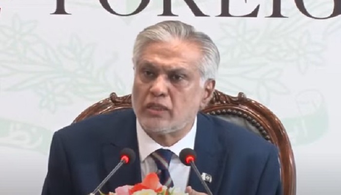 Dar briefs diplomats on situation caused by PTI protest on Nov 26