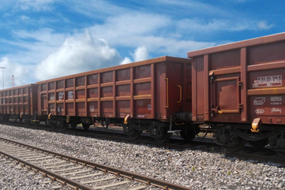 Pakistan partners with Chinese company to manufacture freight wagons