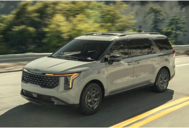Kia launches 2025 Carnival in Pakistan with new features
