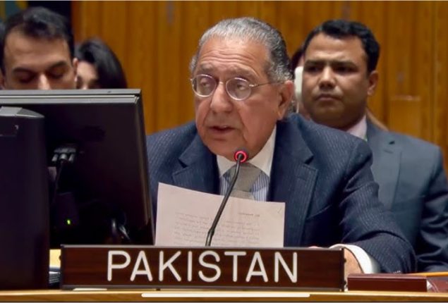 Pakistan calls for resolving Yemen conflict through dialogue  