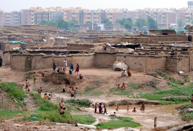SC directs govt for comprehensive report on slums