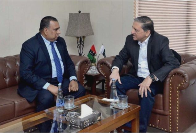 Senator Saleem Mandviwalla calls for strengthening Pakistan-Bangladesh ties