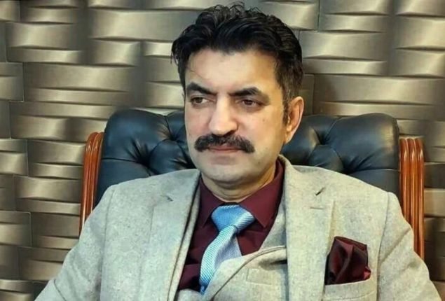 PTI issues show-cause notice to Sher Afzal Marwat