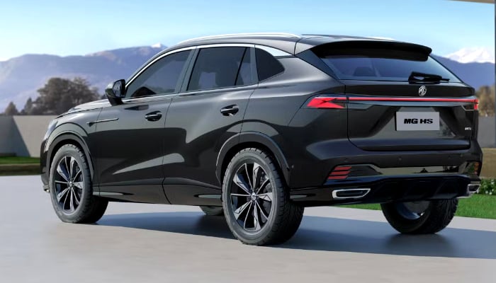 MG HS 2025 latest prices in Pakistan and features