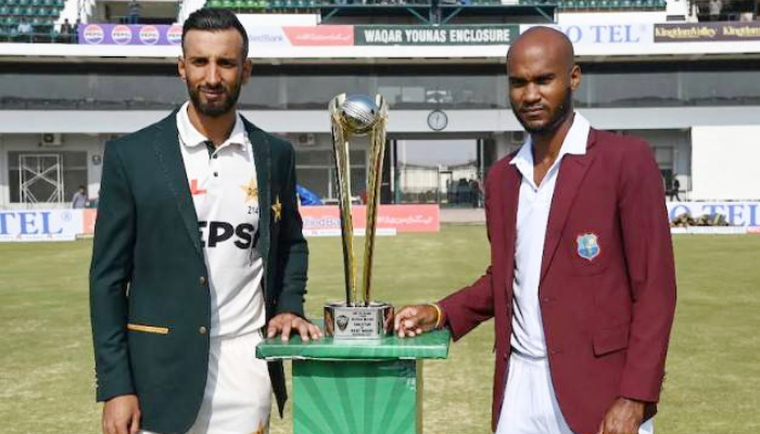 Toss delayed due to fog in first test between Pakistan and West Indies