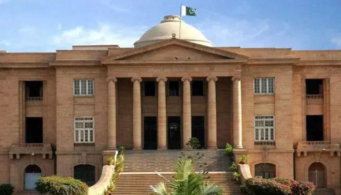 Sindh High Court take oath in 12 new additional judges