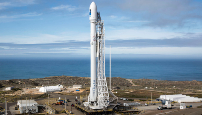 SpaceX's Falcon 9 delivers 21 Starlink satellites to orbit