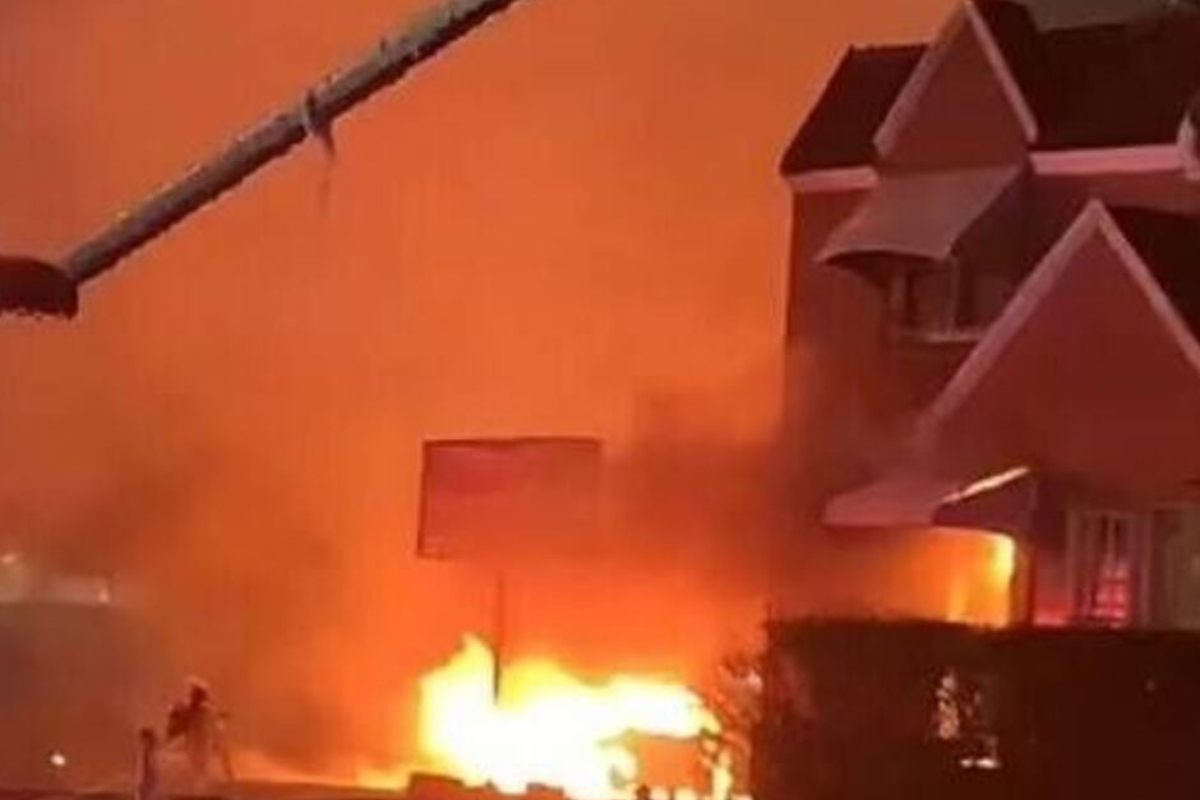 Another plane crash strikes US, 6 dead in Philadelphia