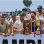 Australia beat Sri Lanka by nine wickets to sweep series
