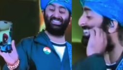 Arijit Singh’s heartwarming moment with father during live concert wins hearts: Watch