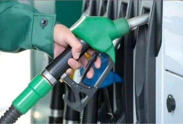 Petrol prices expected to decrease in Pakistan from October 16