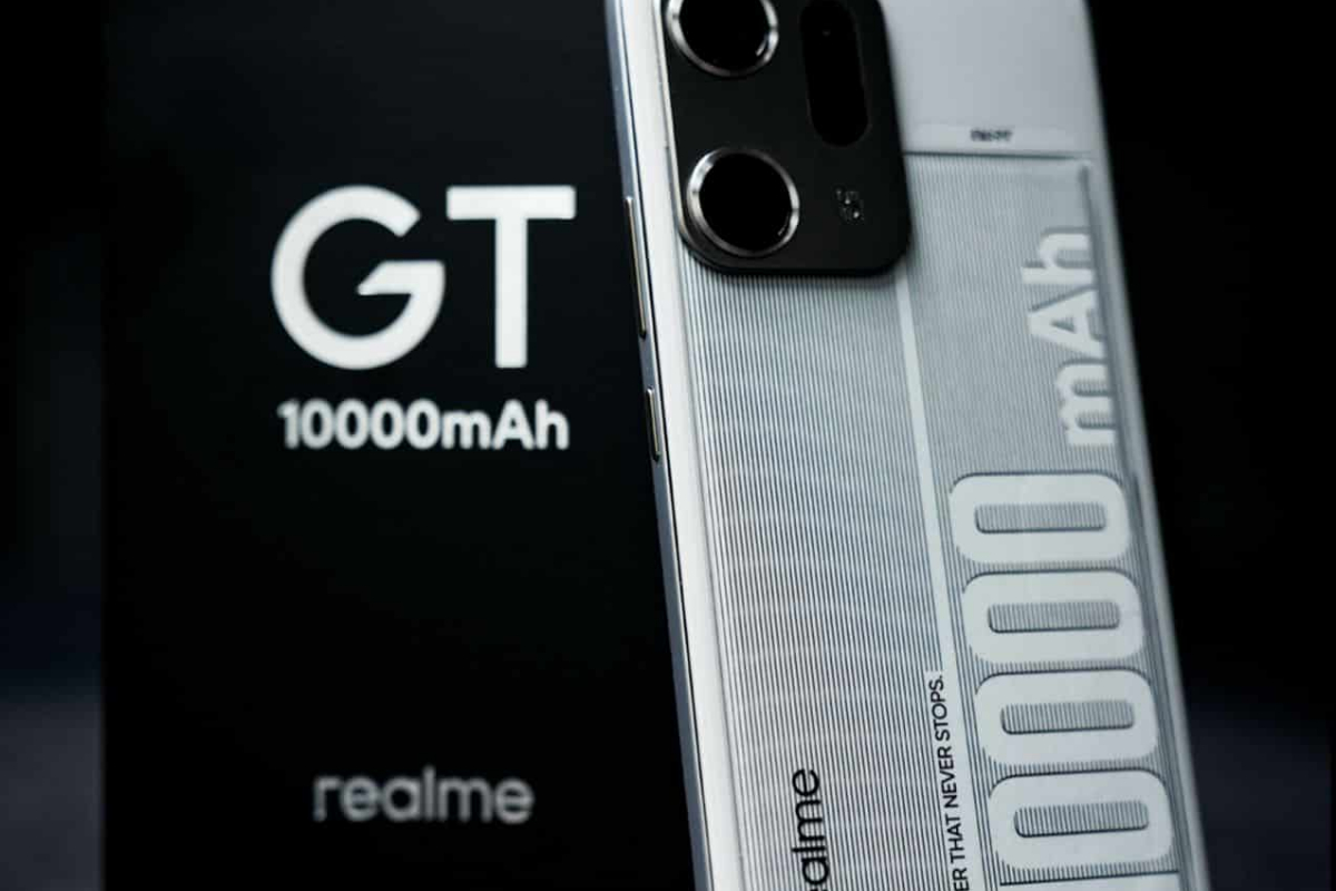 Realme introduces GT7 concept Phone, Aims to lead battery innovation