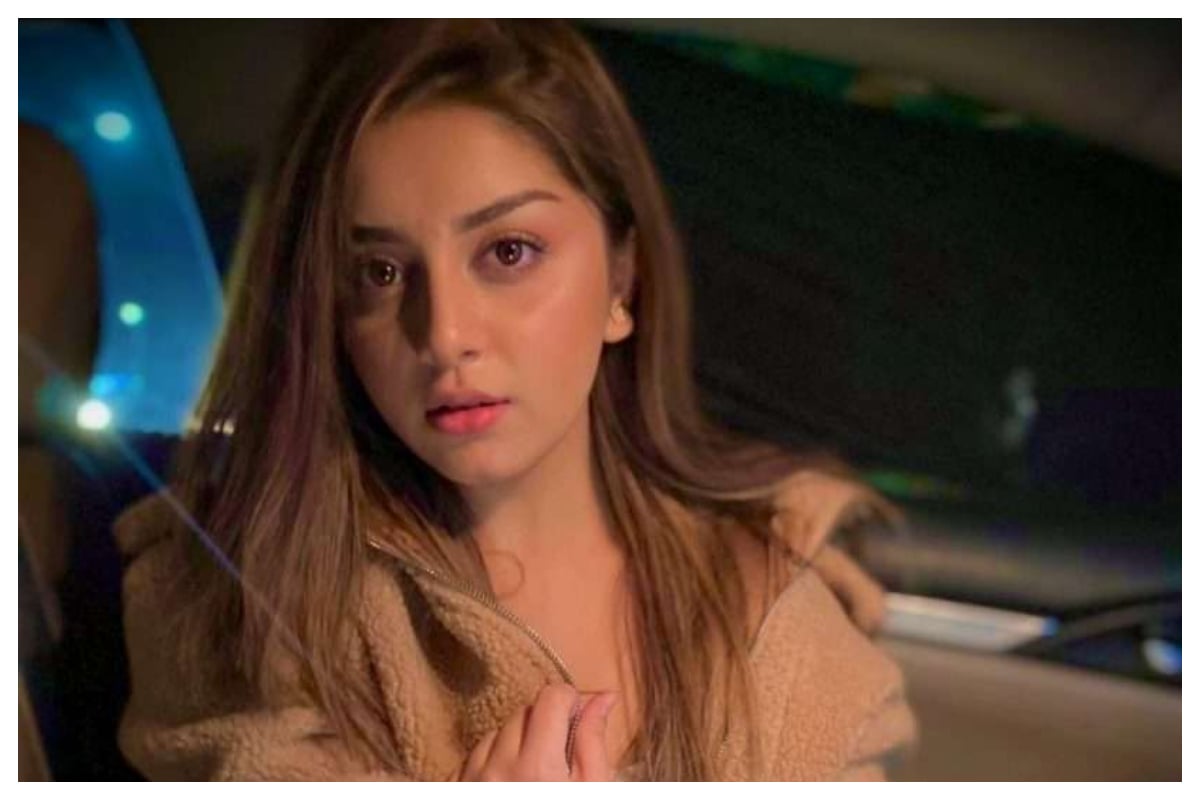 Alizeh Shah dismisses cosmetic surgery rumors Alizeh Shah dismisses cosmetic surgery rumors