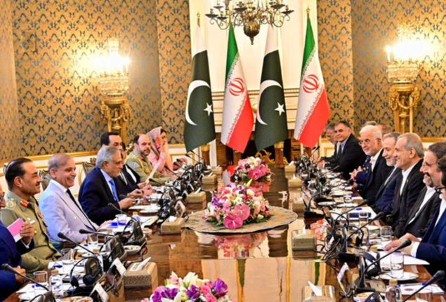 Pakistan values Iran’s role in Muslim Ummah: PM