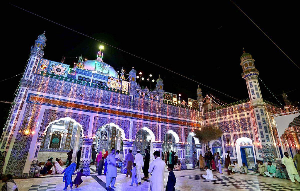 Spiritual Festivities Begin: Abdullah Shah Ghazi (RA)'s 1295th Urs Kicks off