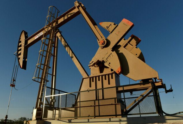 Oil set for steepest weekly decline in two years as war premium vanishes