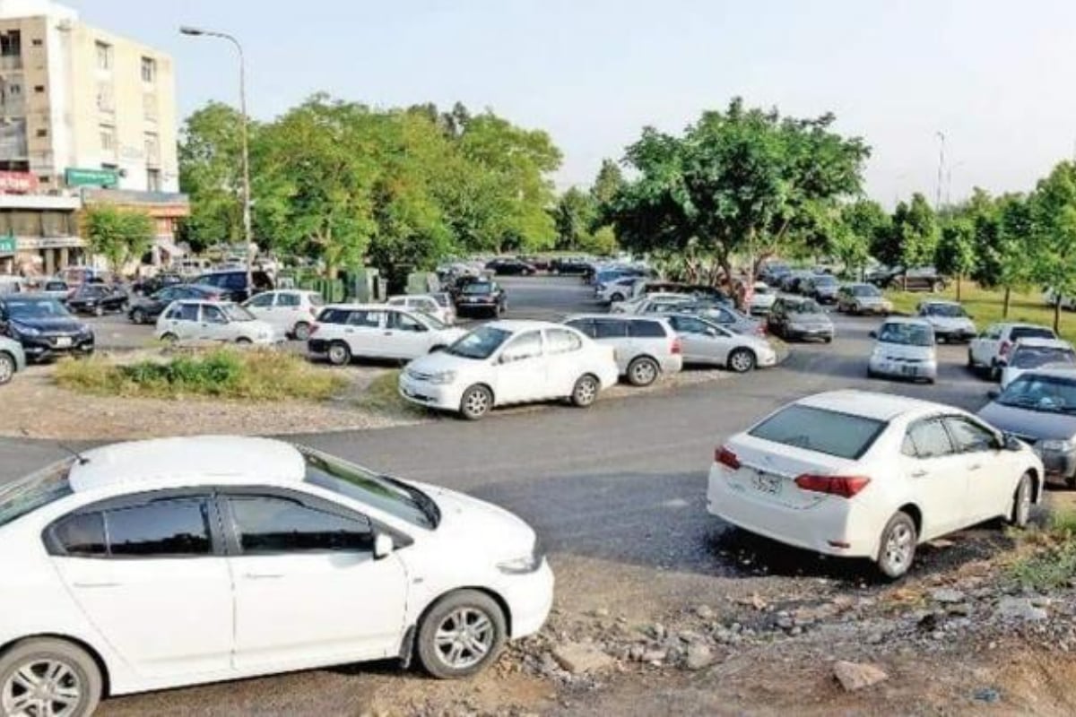 Islamabad administration terminates parking contractor over Fraud, takes legal action