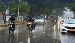 Karachi experiences heavy rainfall, thunderstorms