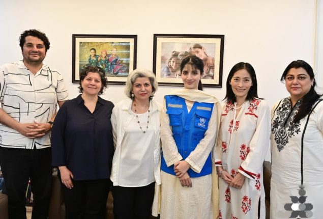 Mawra Hocane engages in humanitarian work with UNHCR