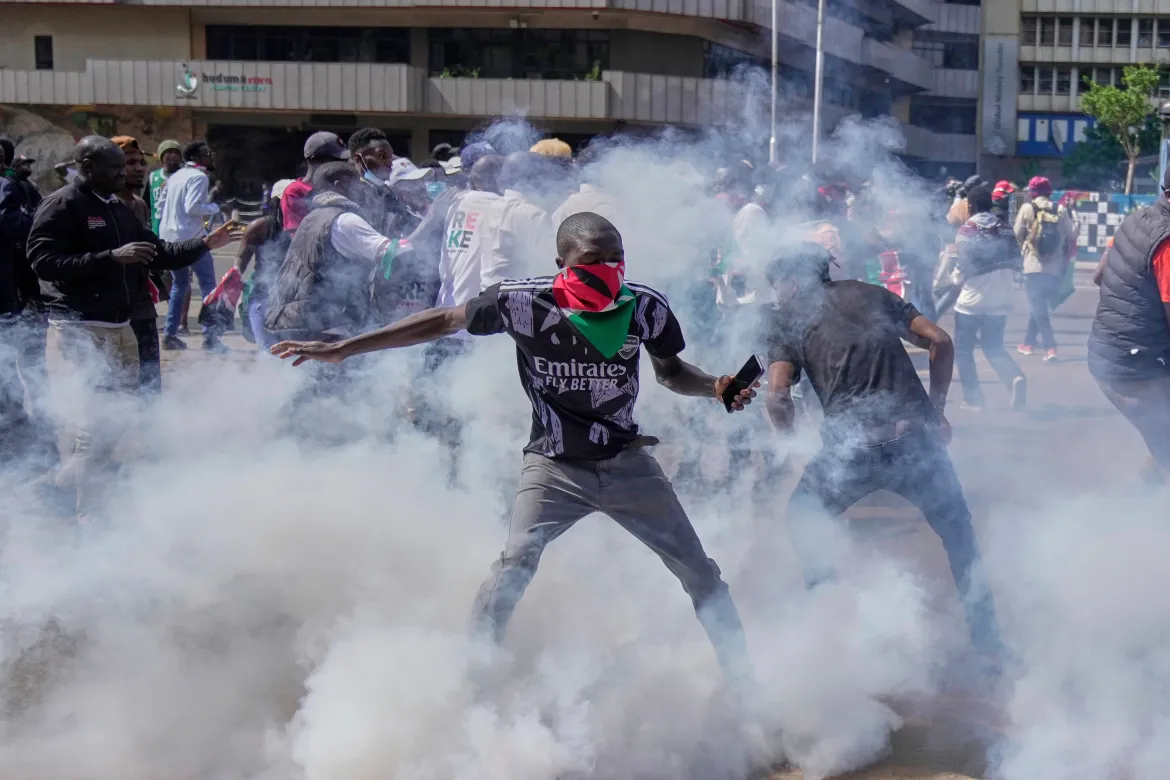 16 Killed, 400 Injured in violent Kenyan protests