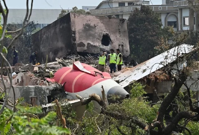 Chilling Cockpit Audio Adds New Twist to Air India Crash Mystery