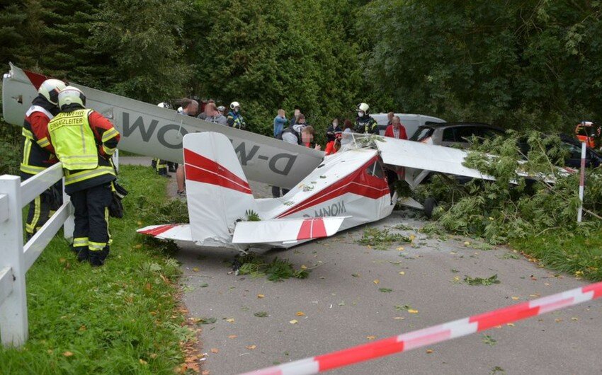 Small plane crashes in Austrian Alps, Killed four on board
