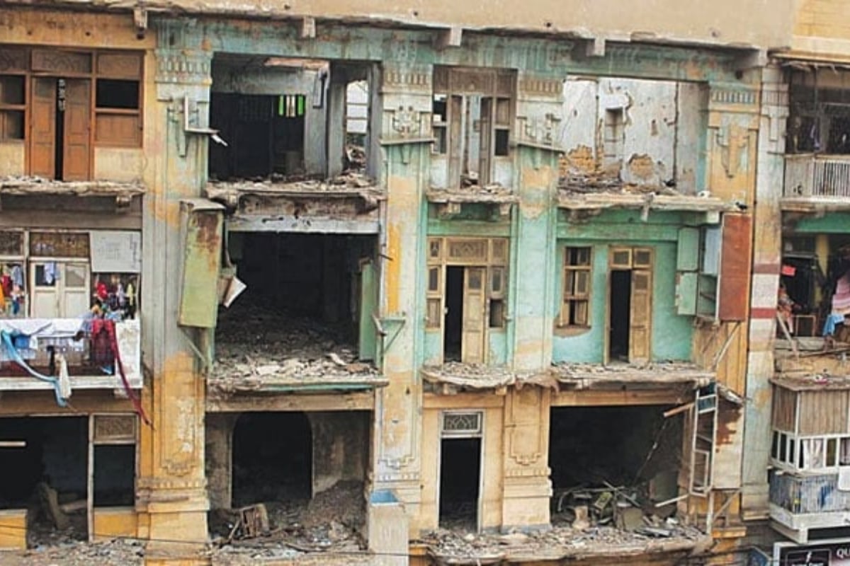 SBCA releases data on dangerous buildings following Lyari incident