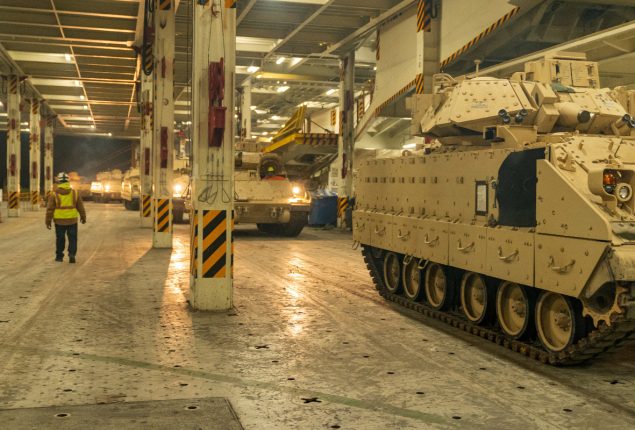 US resumes weapons supply to Ukraine