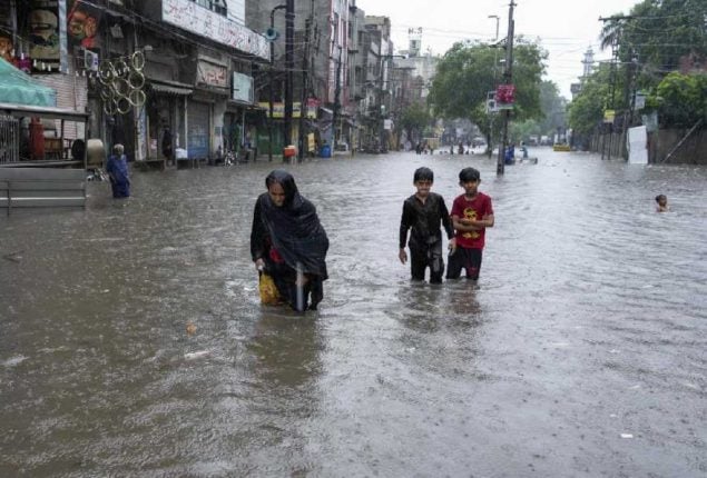 Heavy rain turns Lahore streets into pools