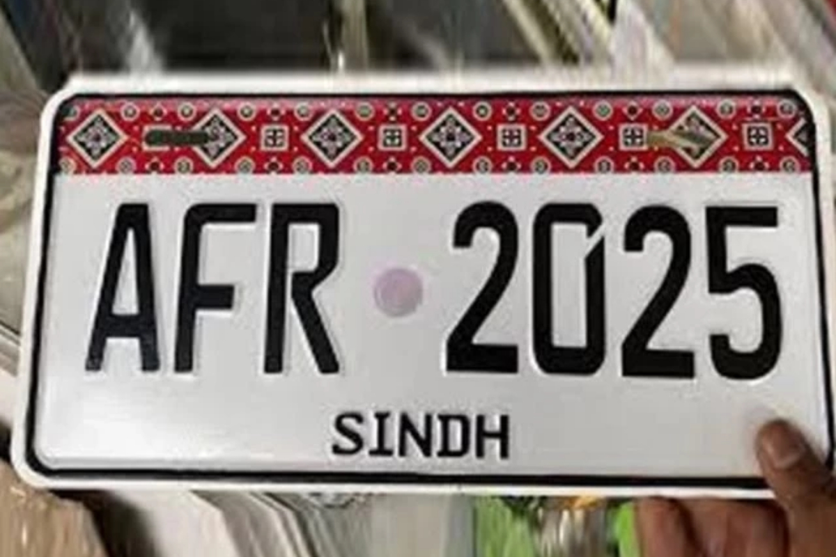 Sindh High Court rejects urgency in Ajrak plate case