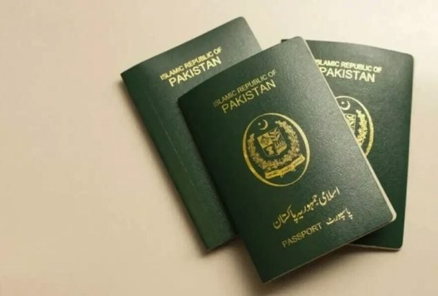 Pakistani passport