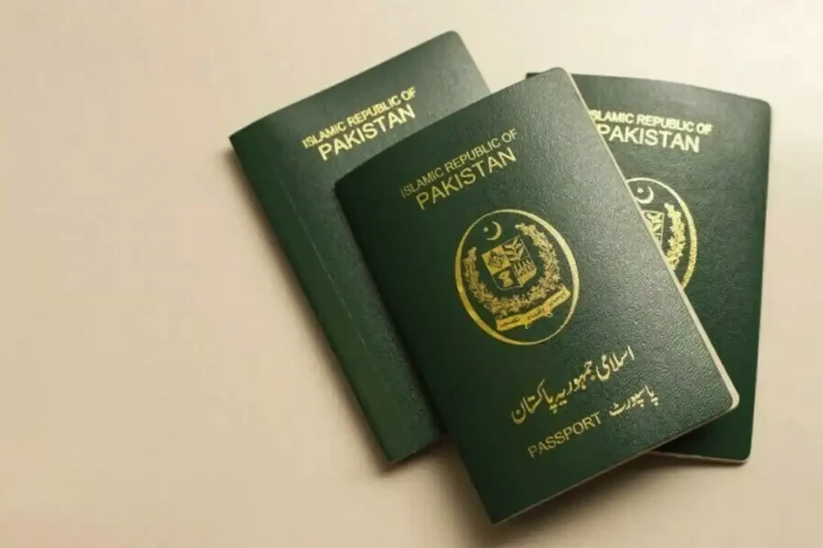 Pakistani passport