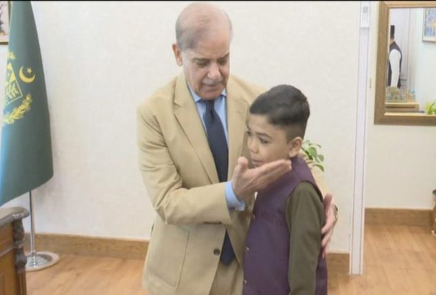 PM Shehbaz Sharif Praises Talha Ahmed for Digital Achievements