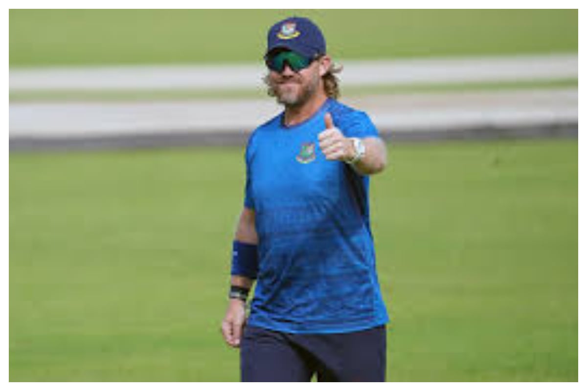 PCB appoints Shane McDermott as fielding coach