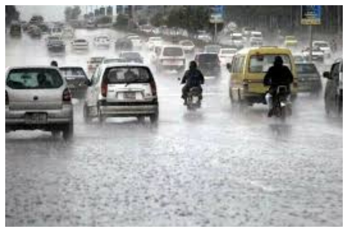 Heavy rain brings relief in Lahore and other parts of Punjab