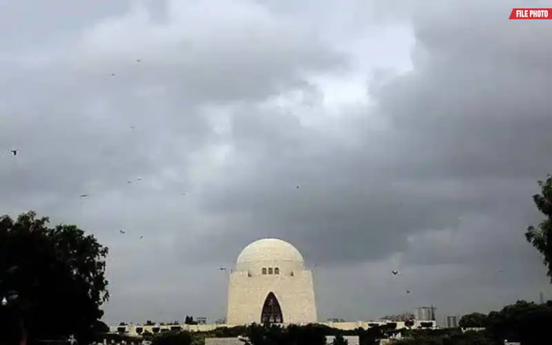 Light rain or drizzle expected in Karachi by evening or night