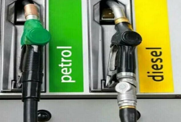 Pakistan faces fuel price hikes despite global oil stabilization