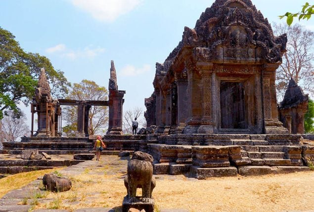 Battle for Preah Vihear Temple between Thailand and Cambodia