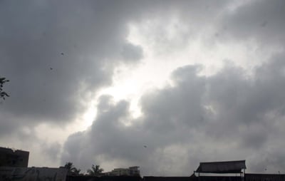 Light rain expected in Karachi amid humid conditions